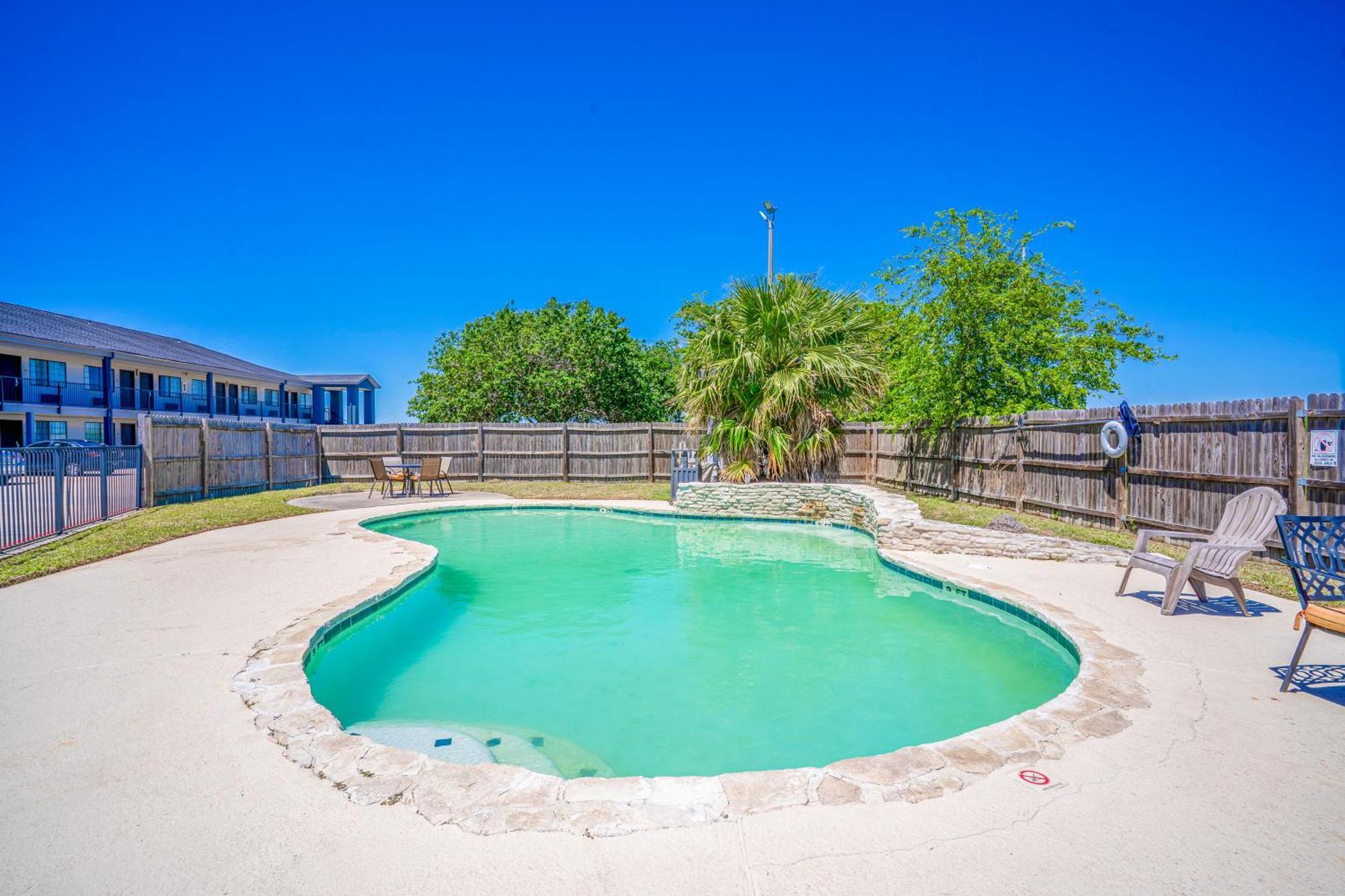 Executive Inn Port Lavaca By Oyo Экстерьер фото